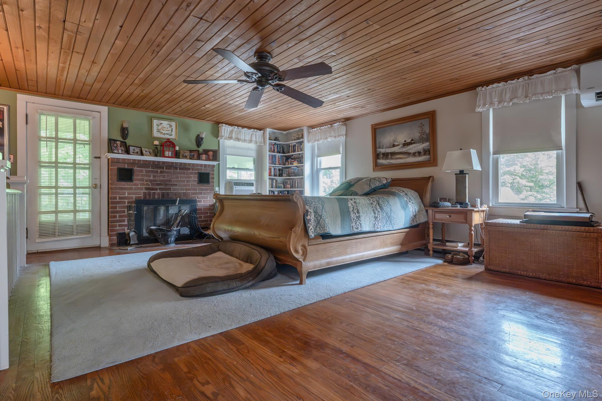 542 Blue Mountain Road – For Sale photo 28