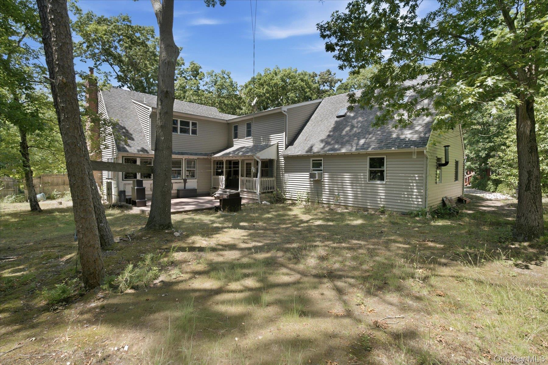 74 John Lane – For Sale photo 3