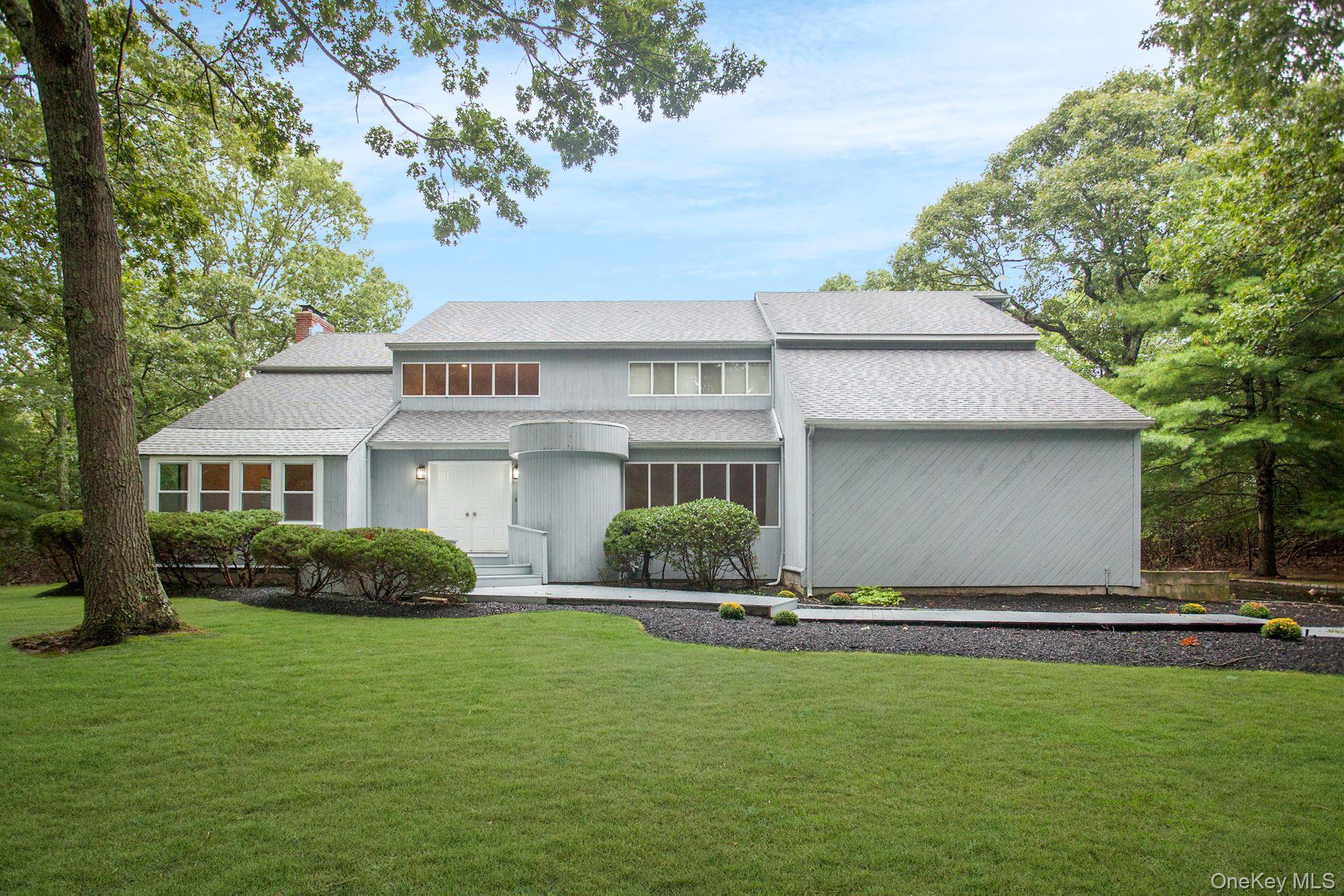 12 North Ridge Road – For Sale