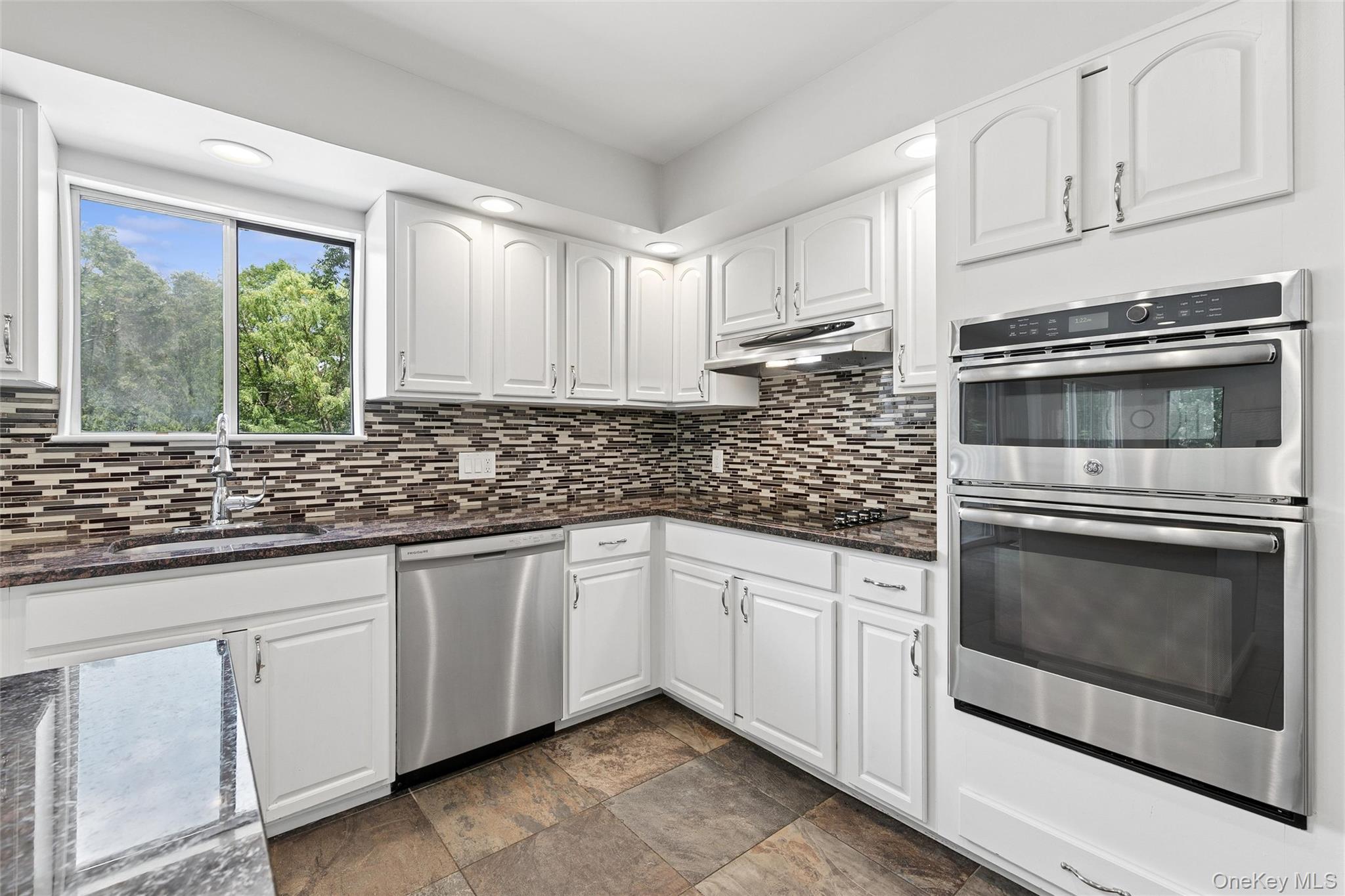 12 North Ridge Road – For Sale photo 30