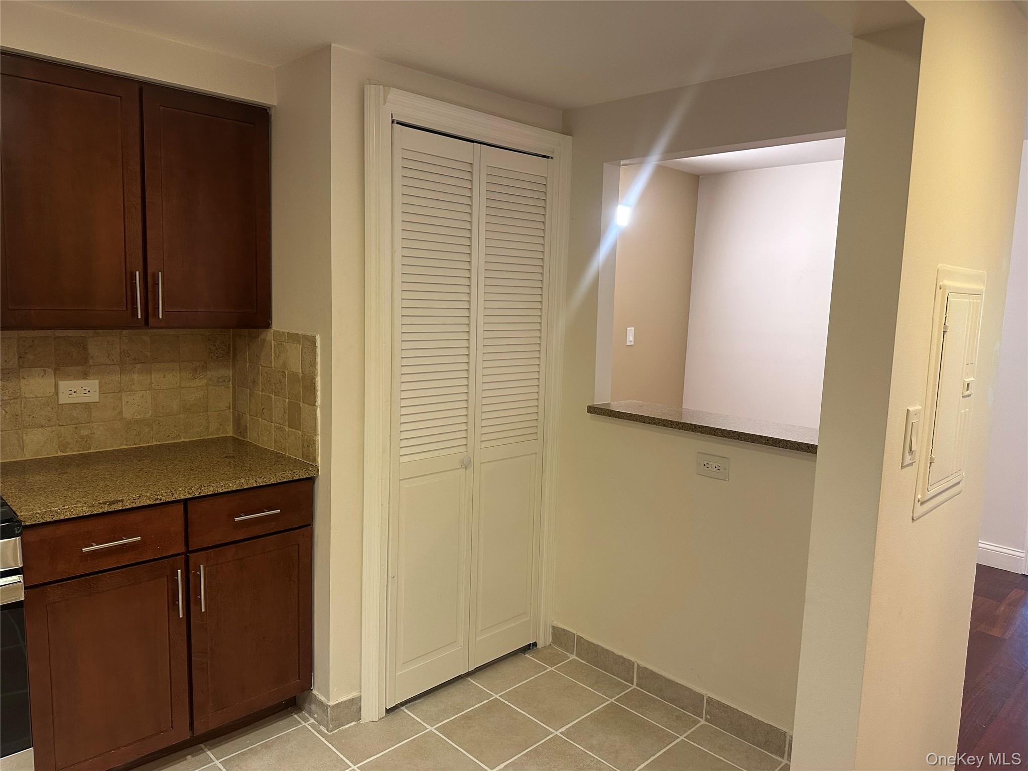 14341 84th Drive, Unit 5E photo 3