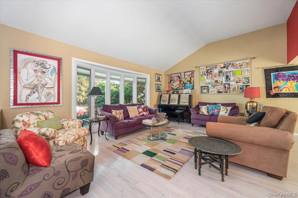 239 Hungry Harbor Road – For Sale photo 3