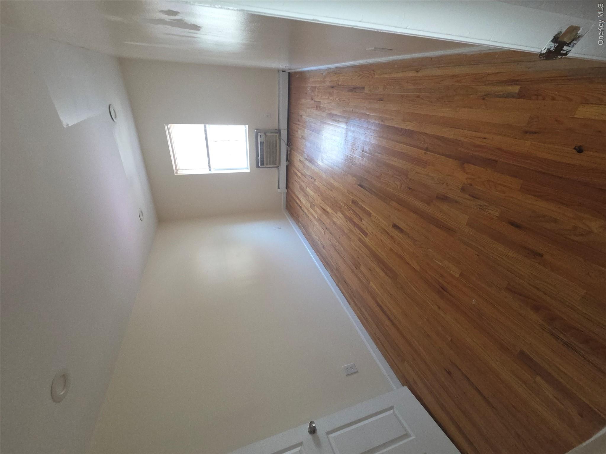 2471 B crotona – For Sale photo 11