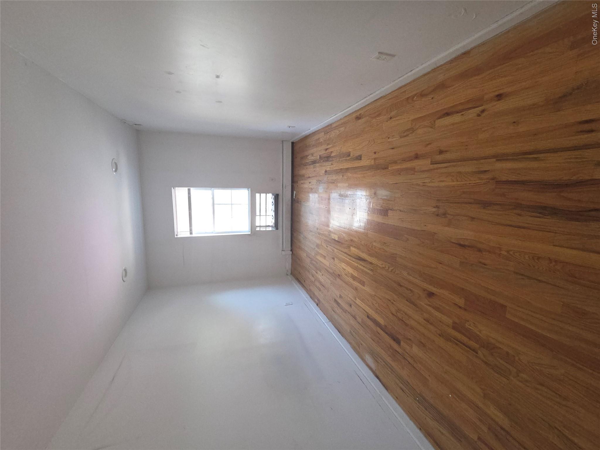 2471 B crotona – For Sale photo 16