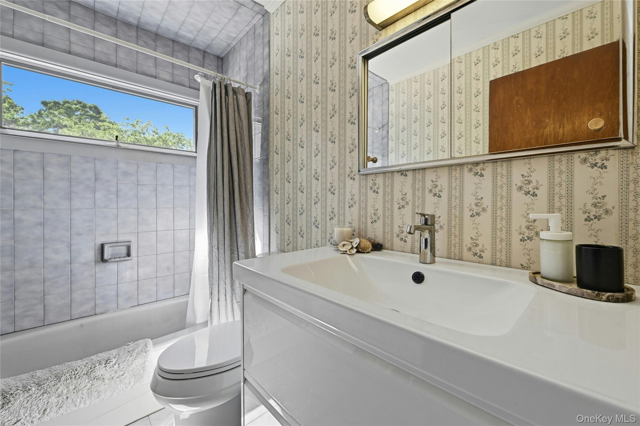 65 Lake Drive – For Rent photo 10