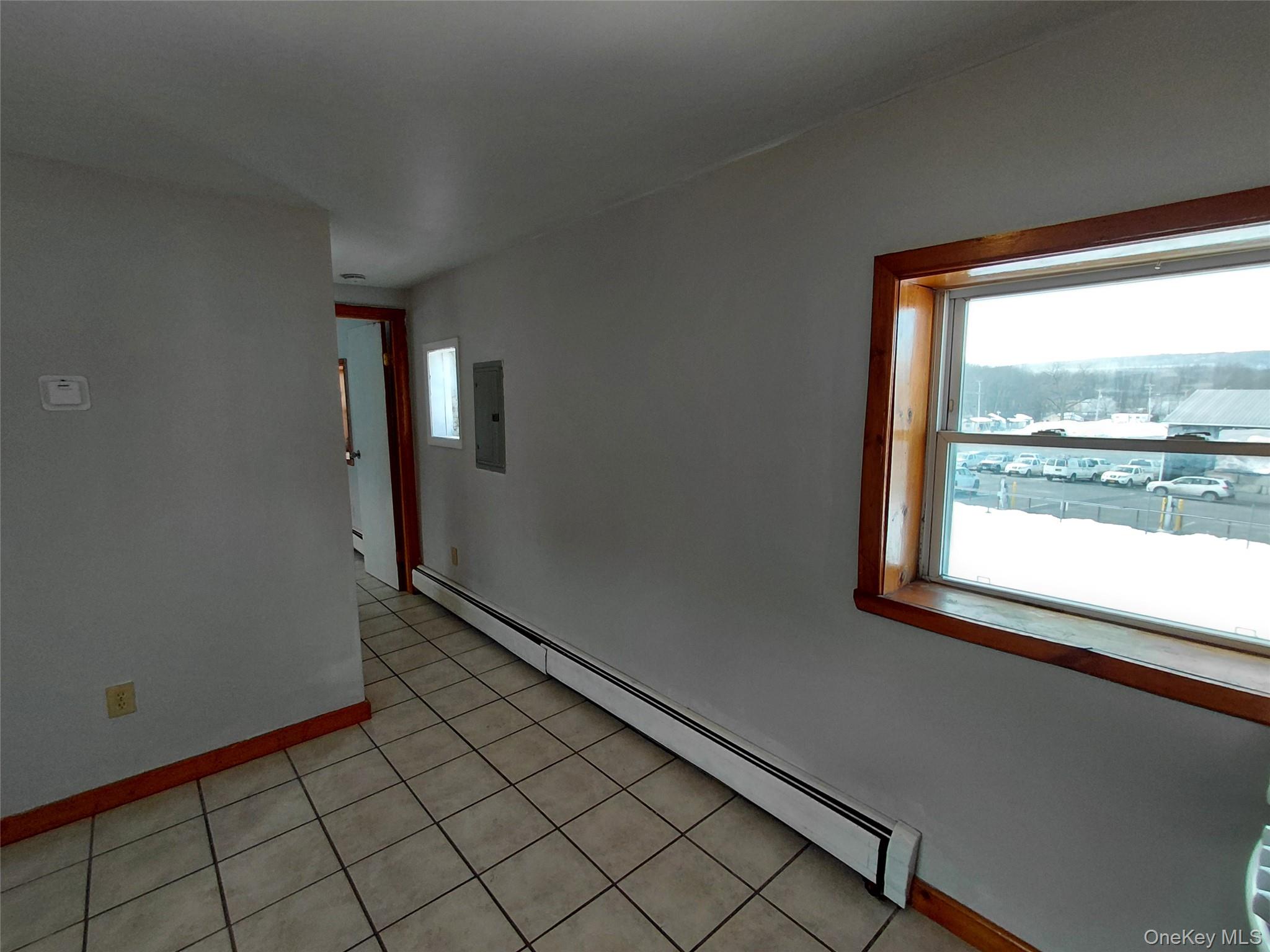 2095 Ulster Avenue, Unit 9 photo 2