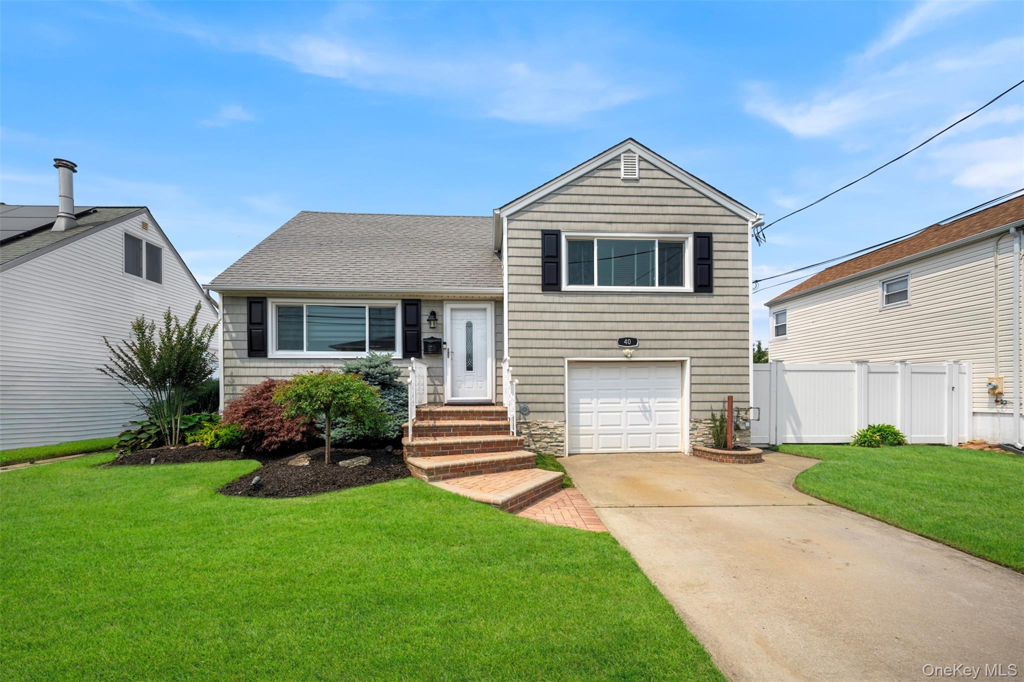 40 Martha Street – For Sale photo 3