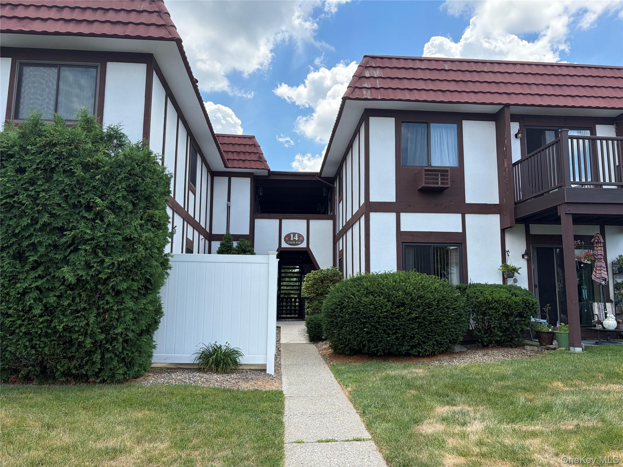 14 Skyline Drive, Unit 14