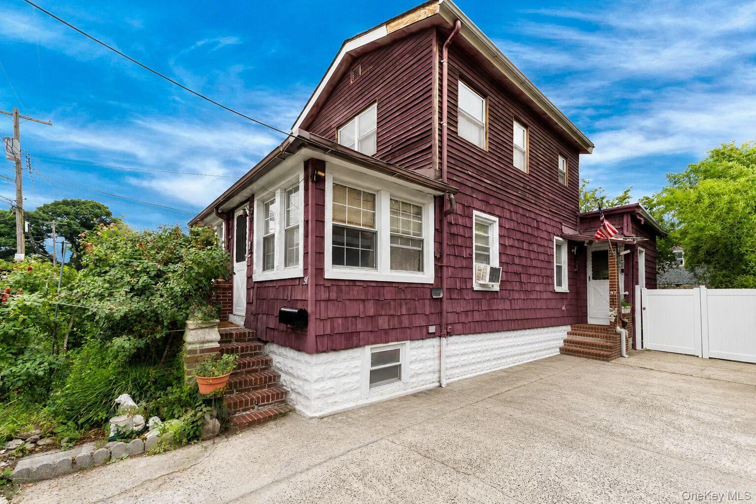 97 Hawkins Street – For Sale photo 2