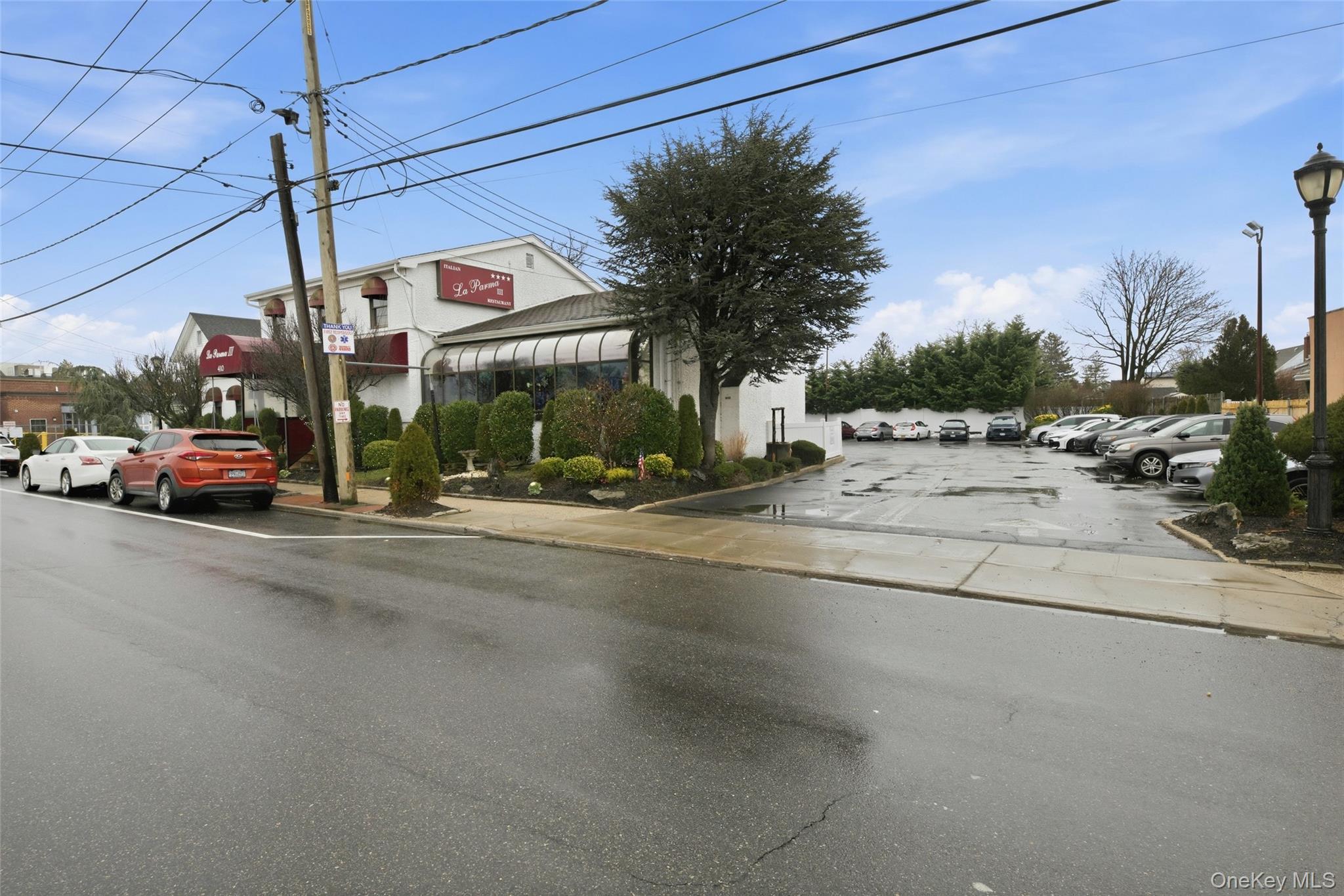 410 Merrick Road – For Sale photo 5