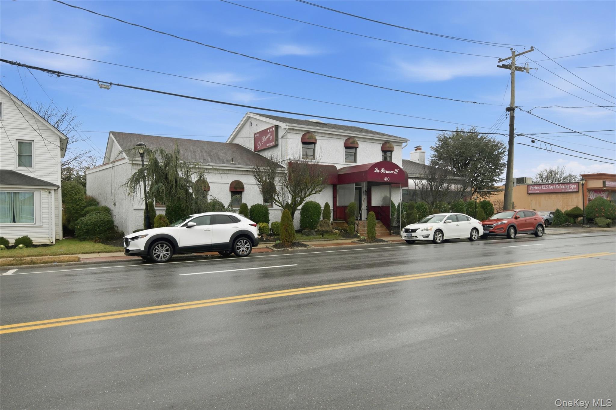 410 Merrick Road – For Sale photo 2