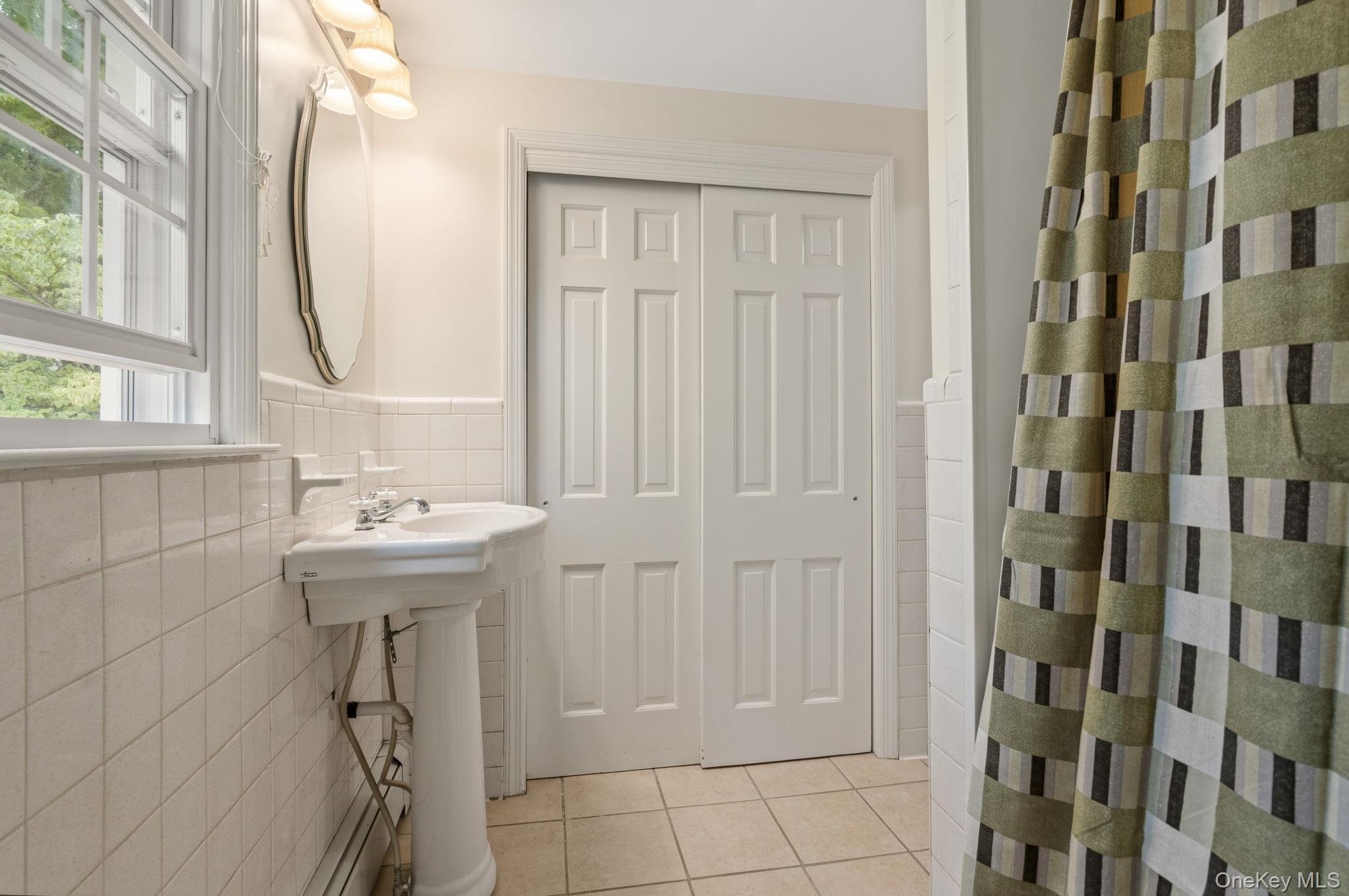 128 Rosa Lane – For Sale photo 35