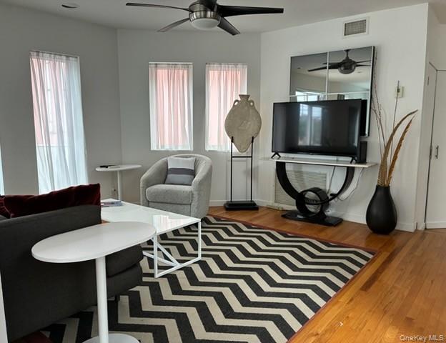 17 New York Avenue, Unit House photo 6