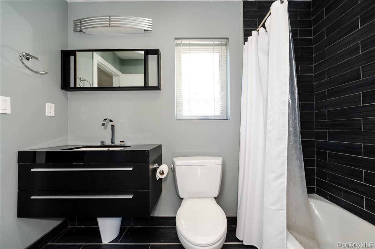 17 New York Avenue, Unit House photo 23