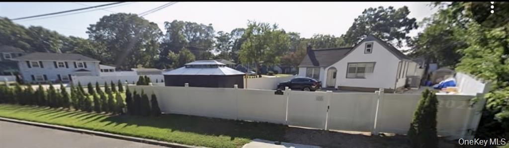 21 Locust Avenue – For Sale