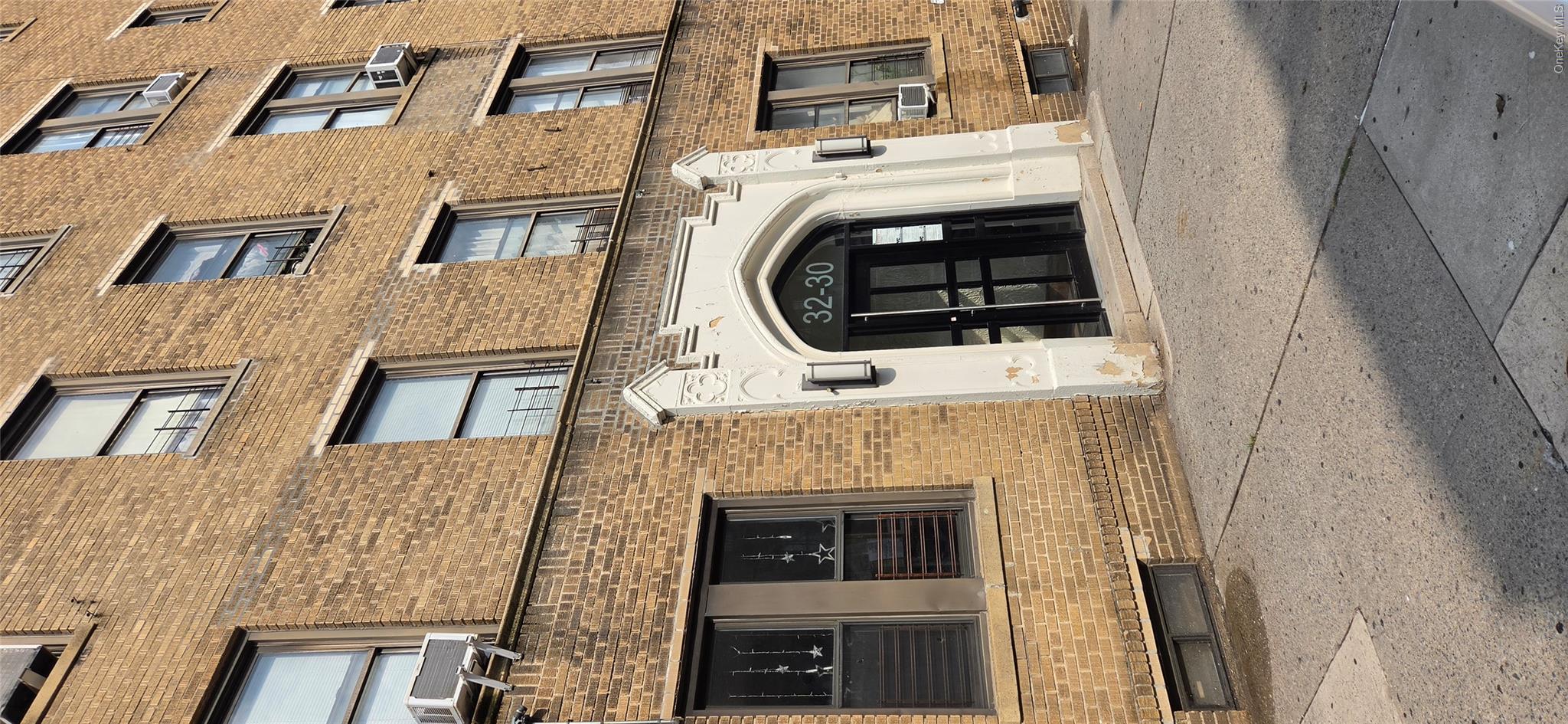 32-30 93 Street, Unit C8