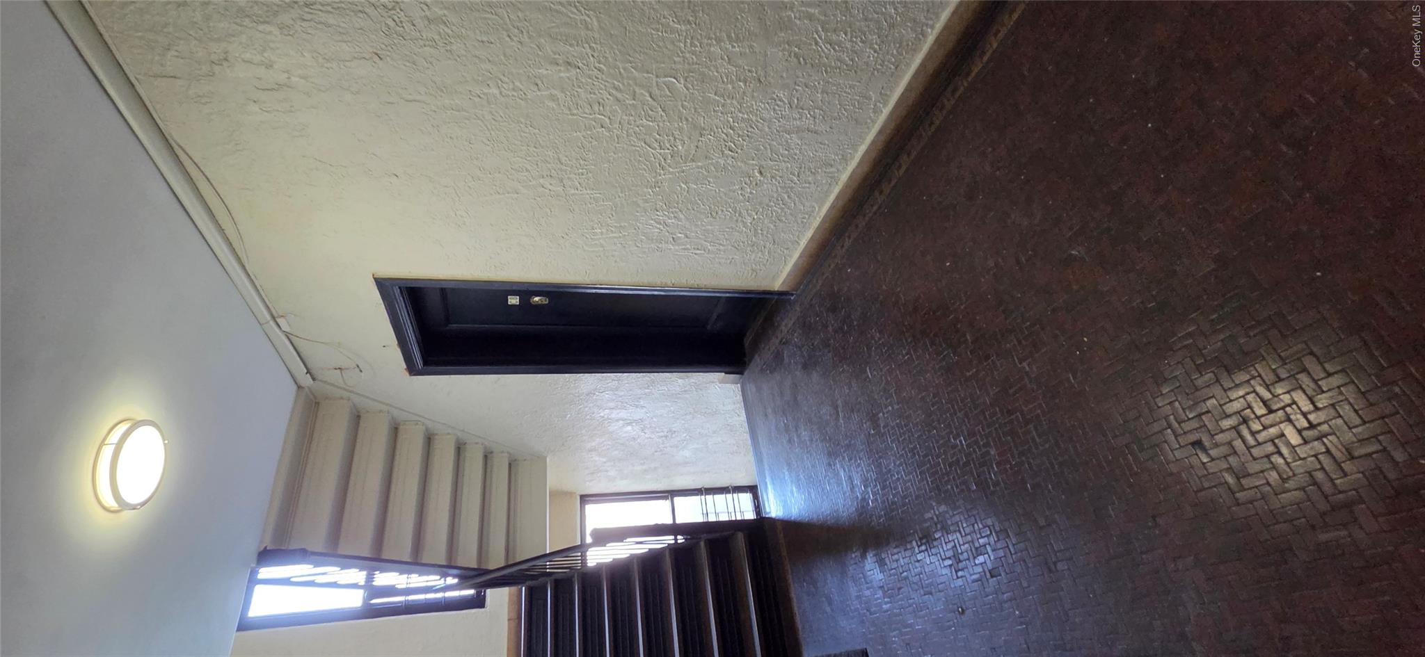 32-30 93 Street, Unit C8 photo 5