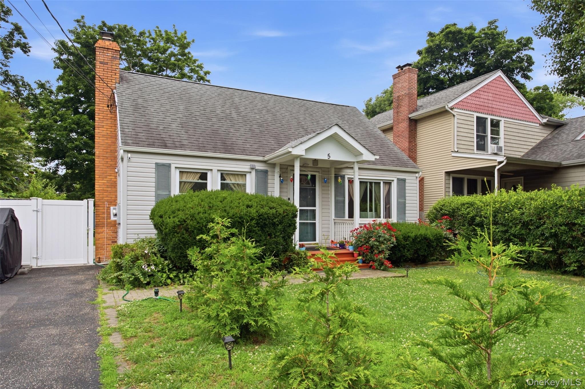 5 Putnam Place – For Sale photo 6