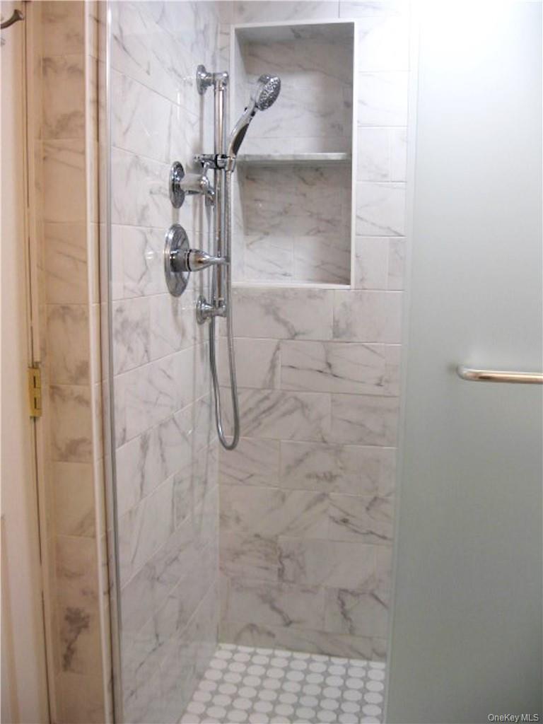 525 Lake Road, Unit #3 photo 12