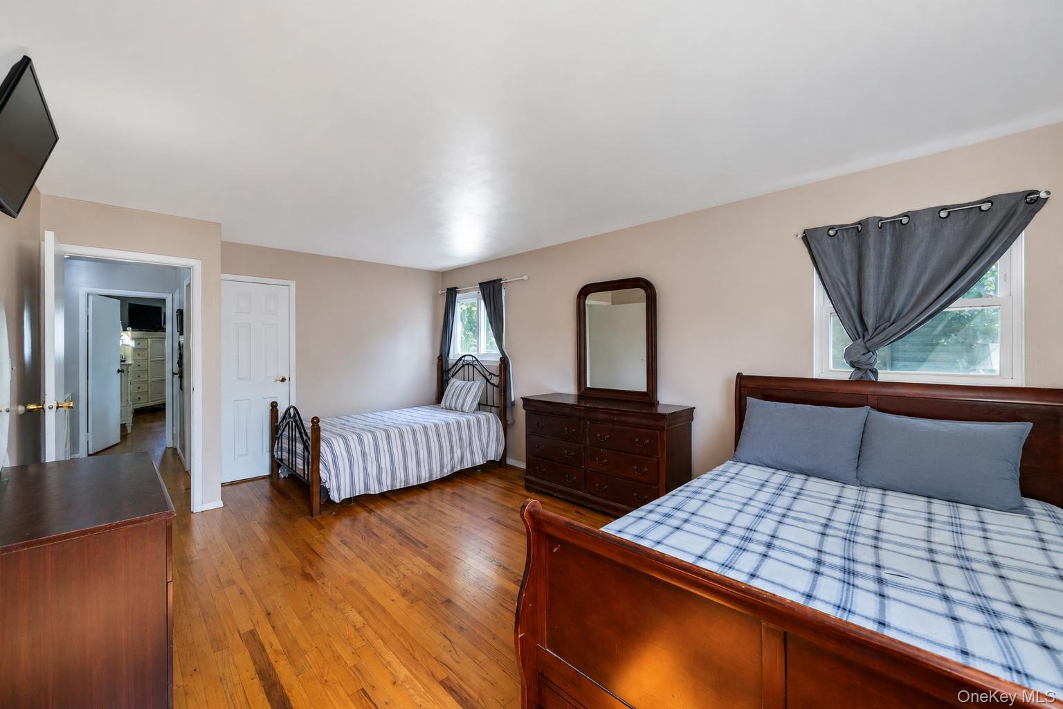 99 Schneider Lane – For Sale photo 36