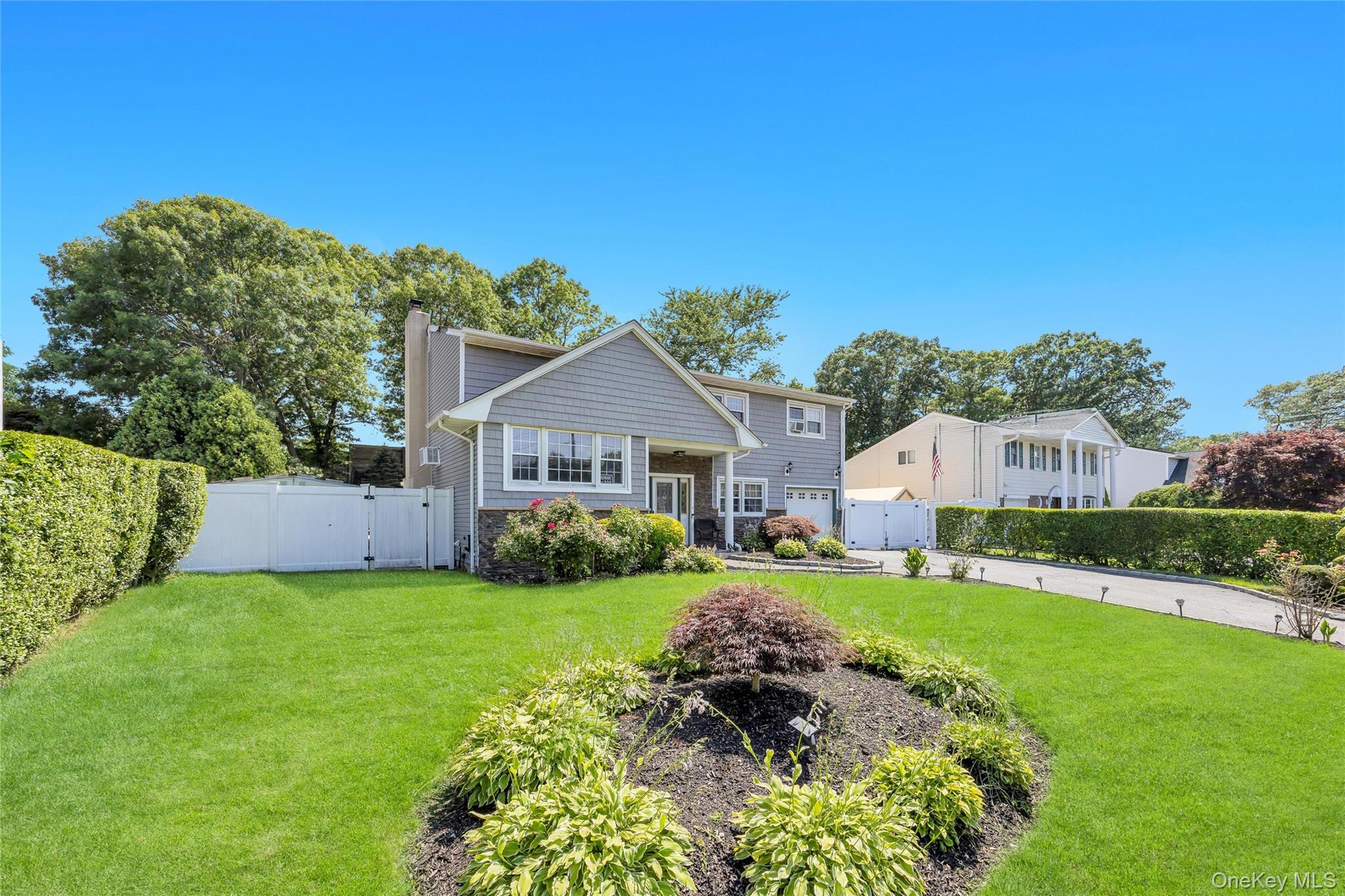 99 Schneider Lane – For Sale photo 2