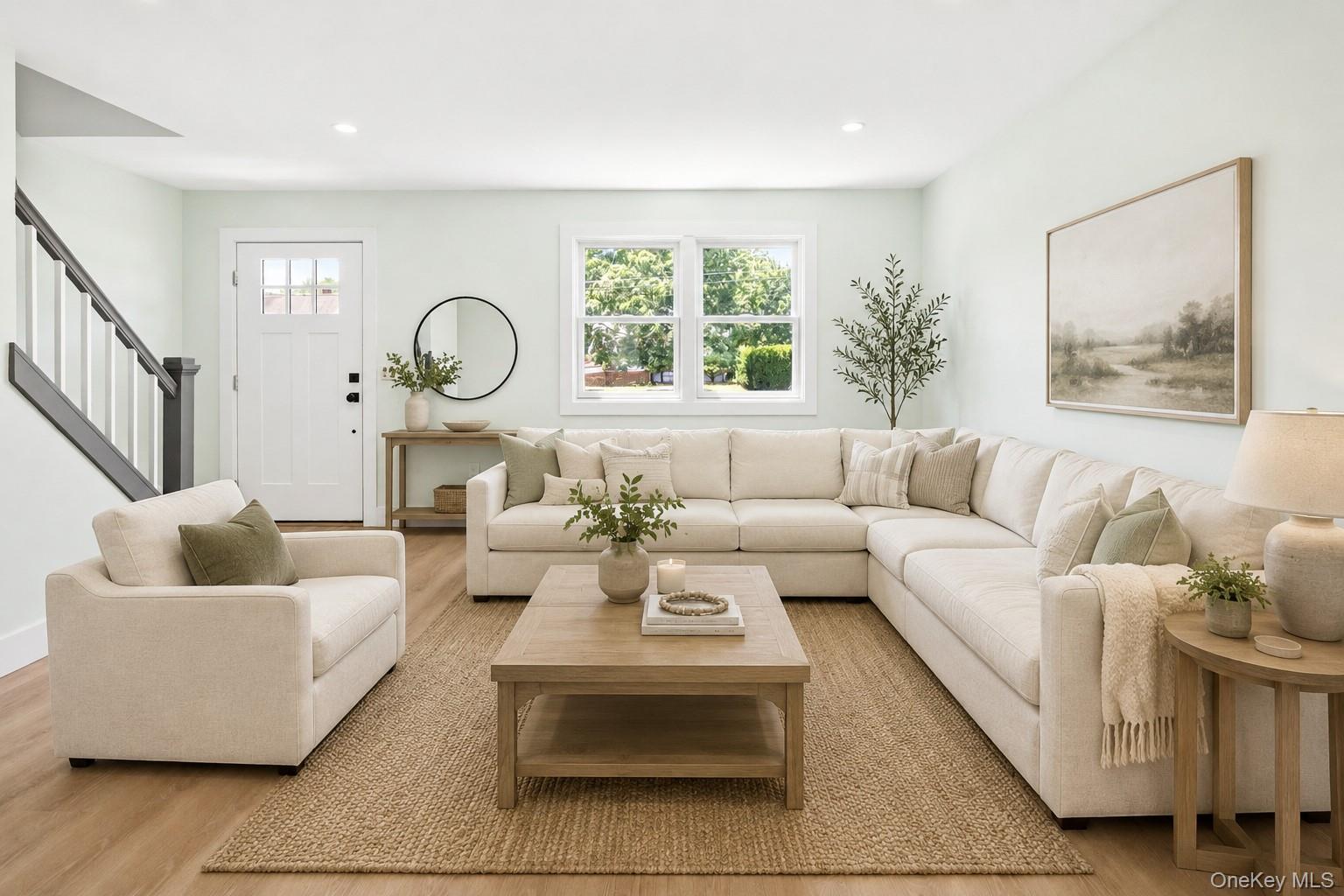 90 Sunrise Avenue – For Sale photo 7