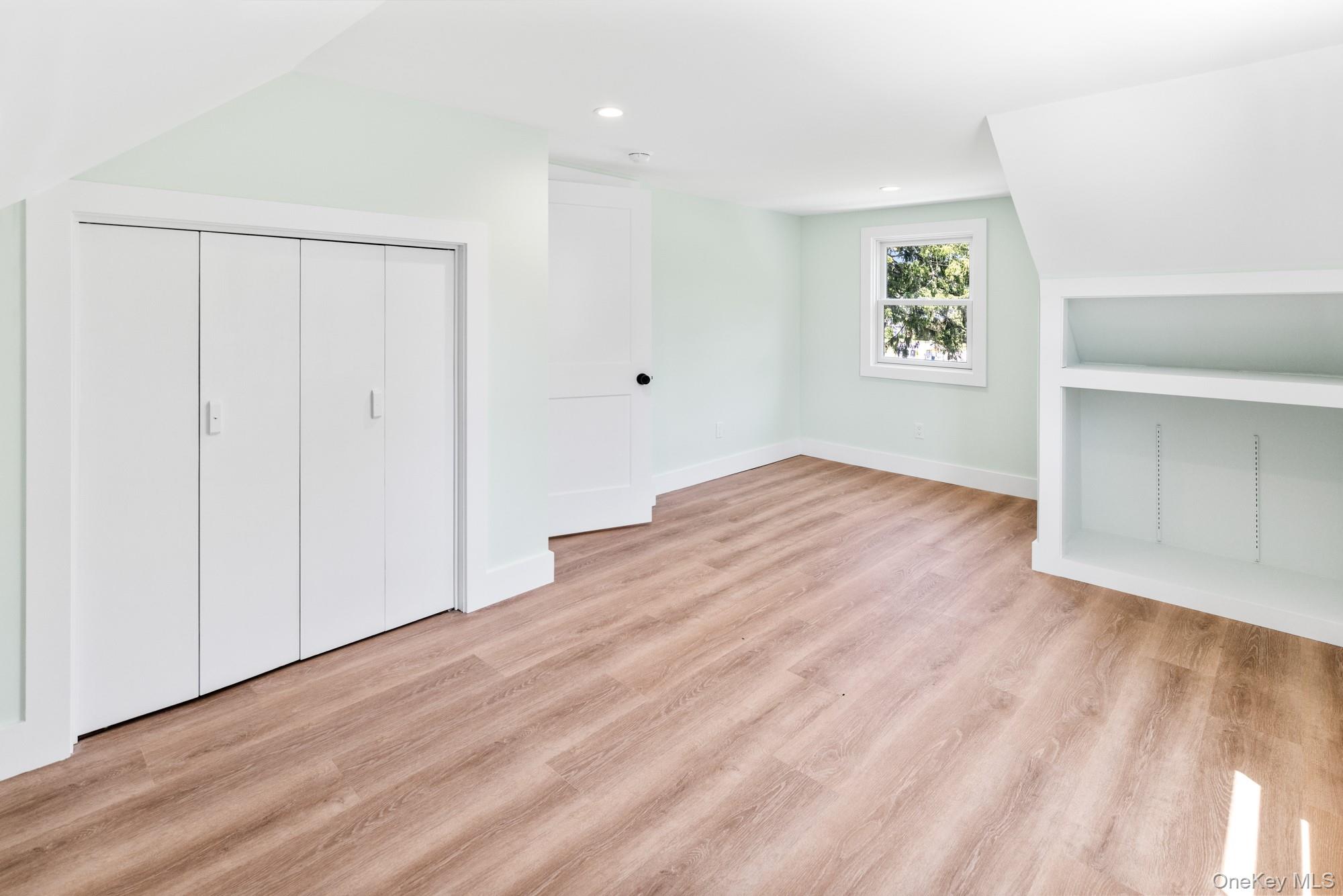 90 Sunrise Avenue – For Sale photo 24