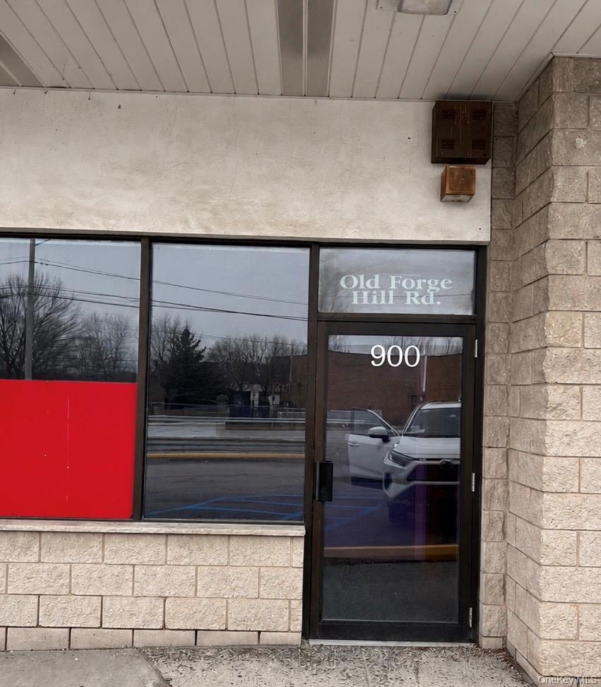 367 Windsor Highway, Unit 900