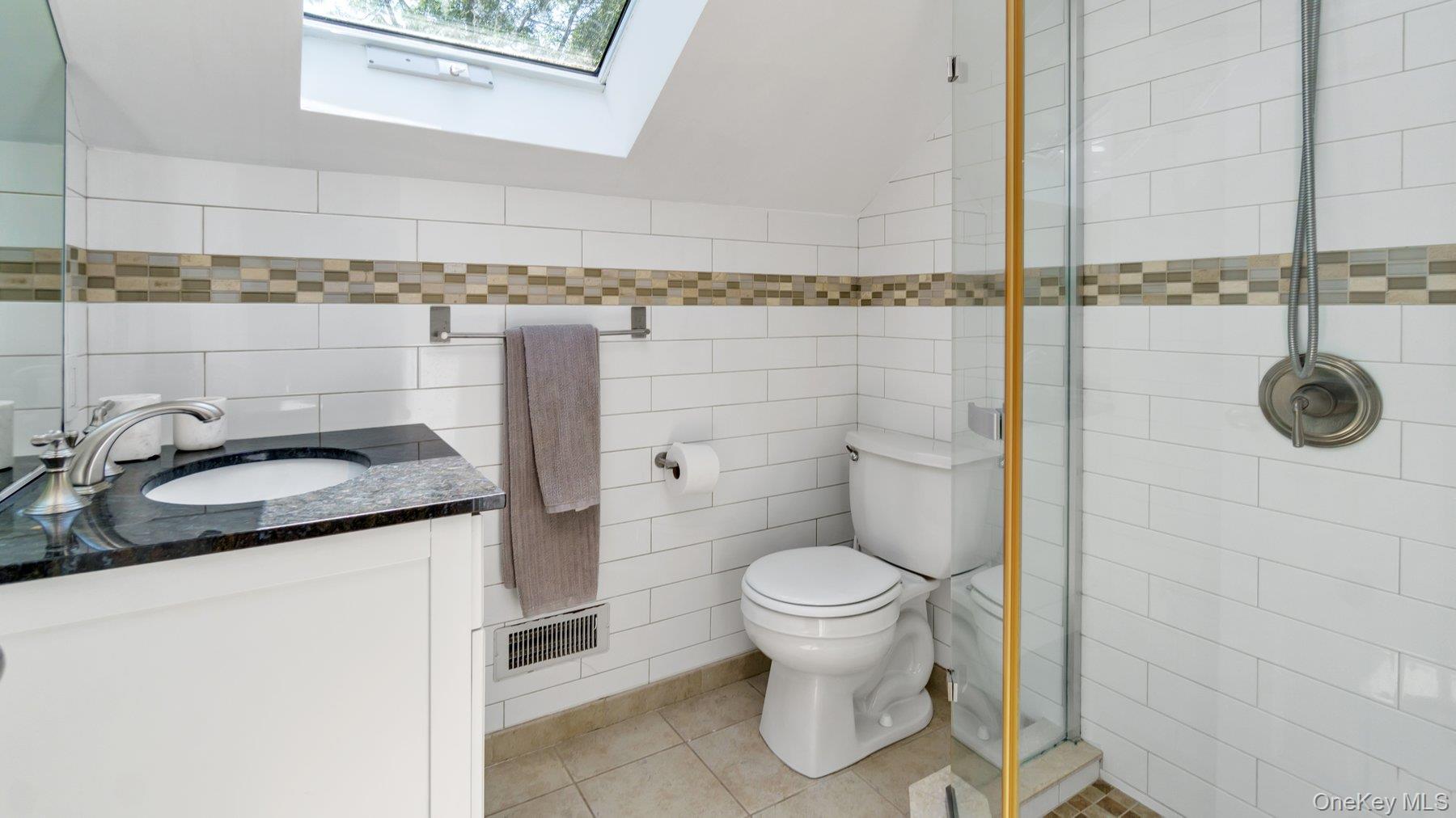 18 Bay View Road – For Rent photo 14