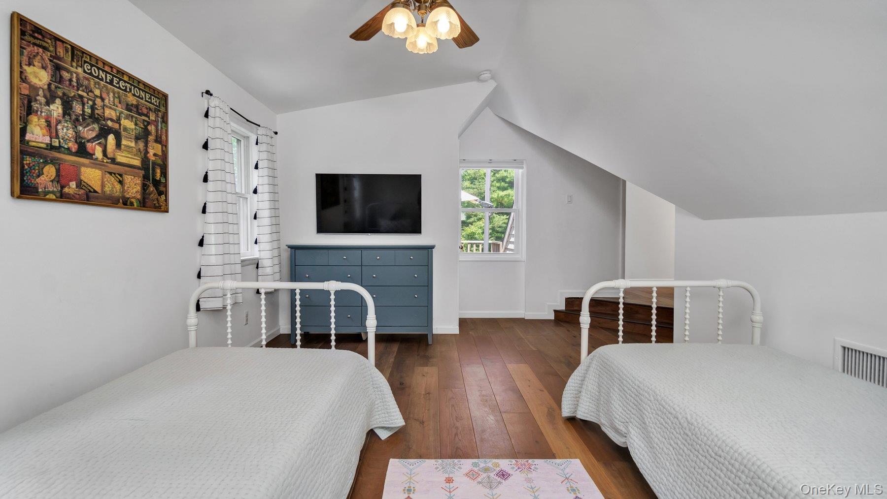 18 Bay View Road – For Rent photo 39