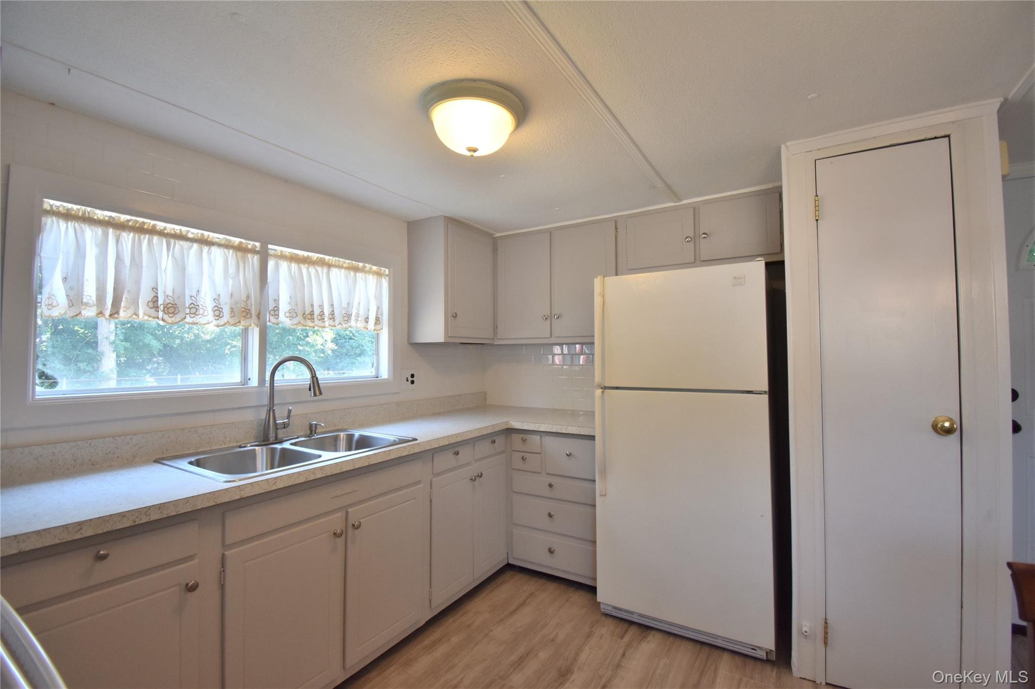 116 Lincoln Avenue – For Sale photo 6