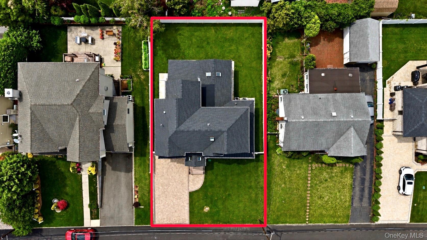 37 Beverly Drive – For Sale photo 3