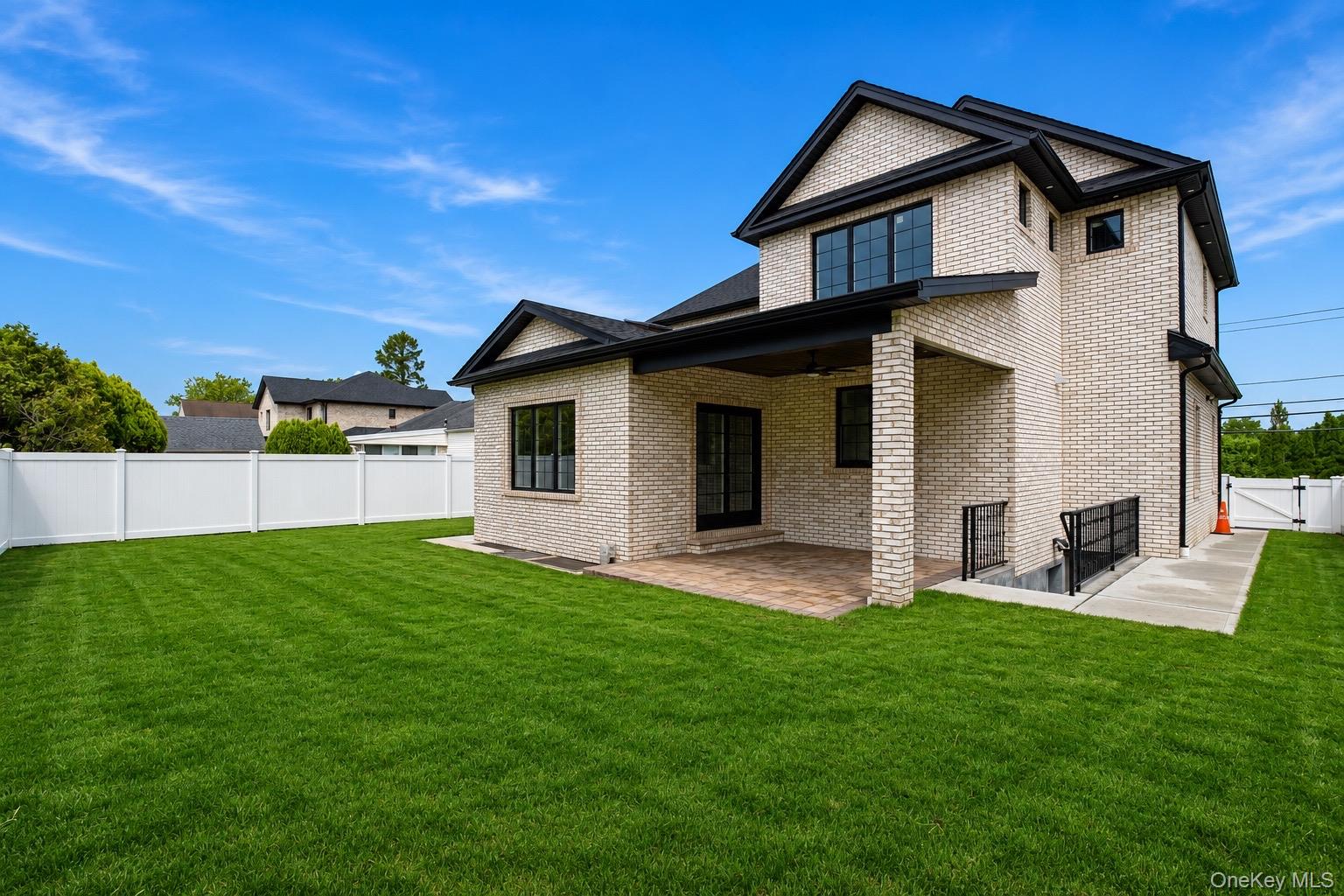 37 Beverly Drive – For Sale photo 30