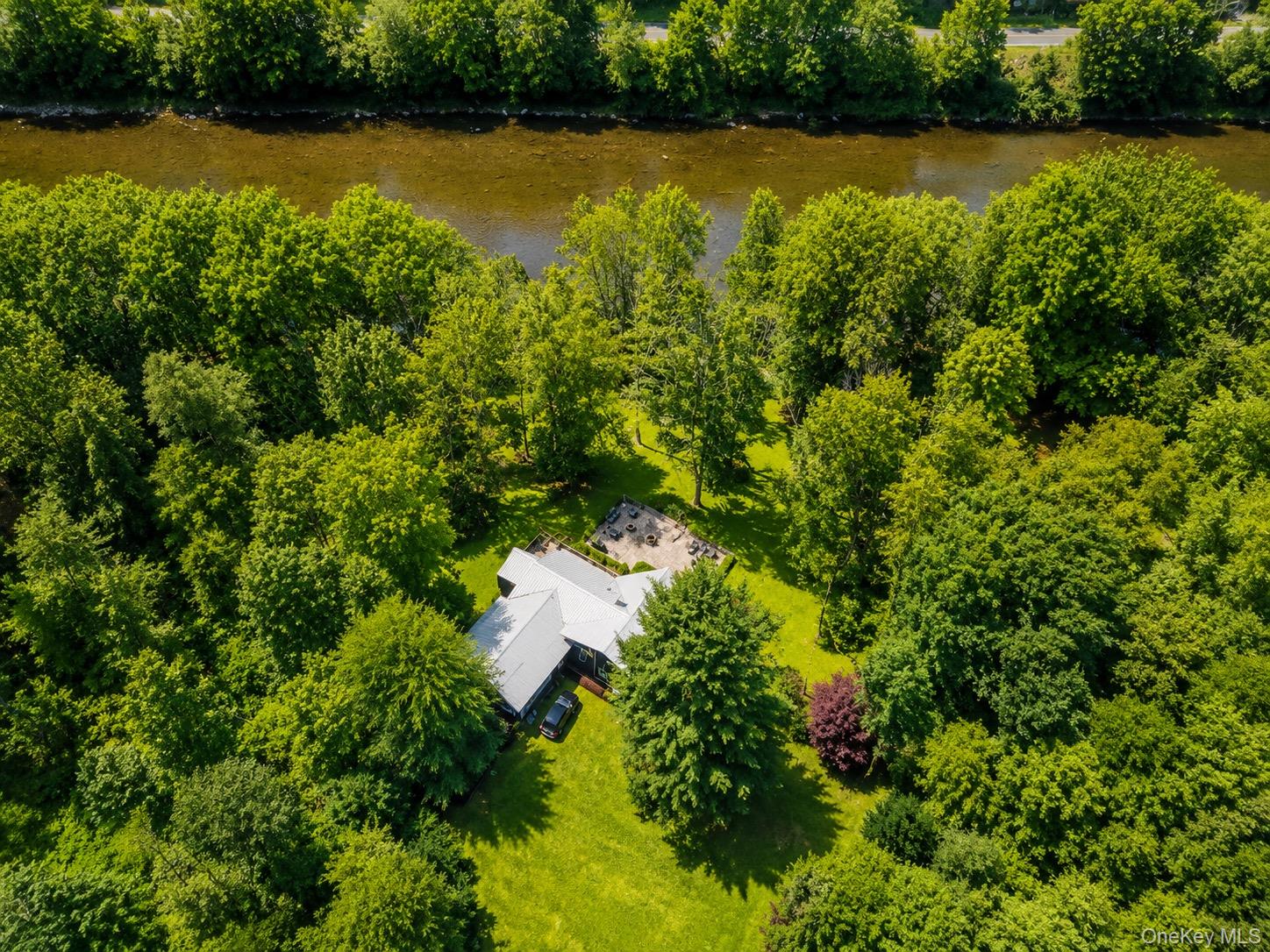 284 Mountain Pass – For Sale photo 11