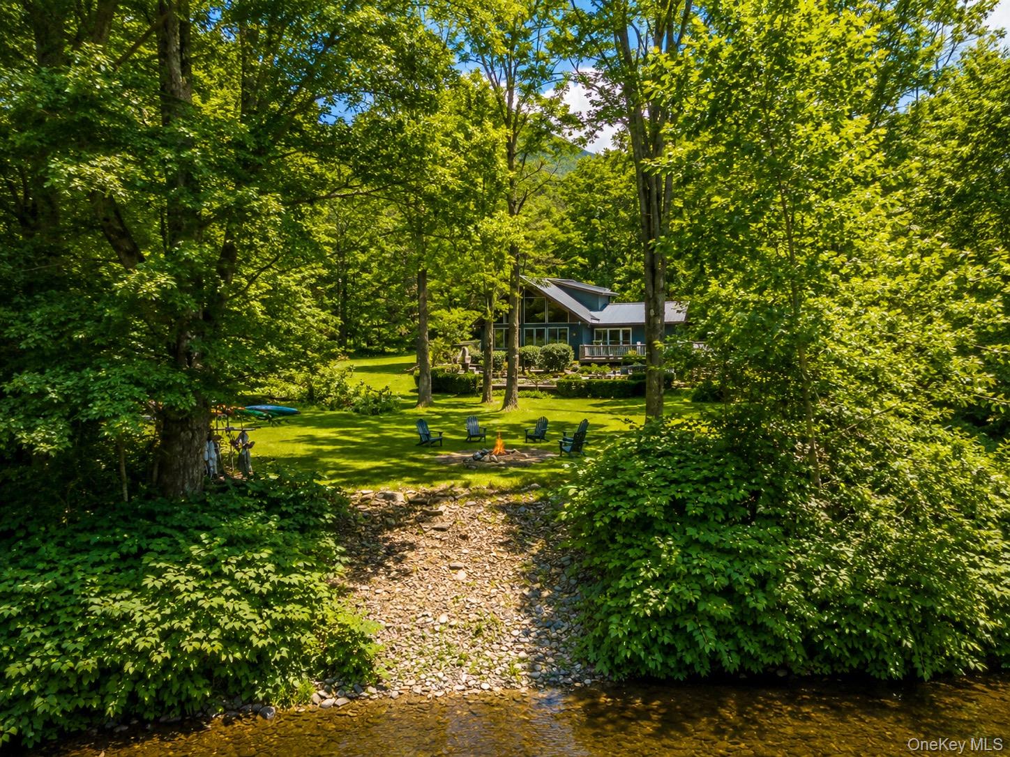 284 Mountain Pass – For Sale photo 4