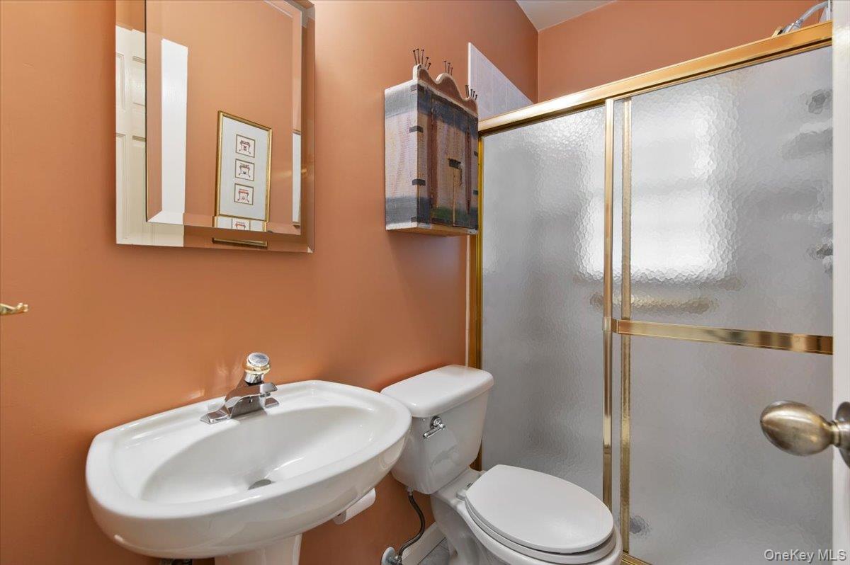 96 Plainview Road – For Sale photo 32
