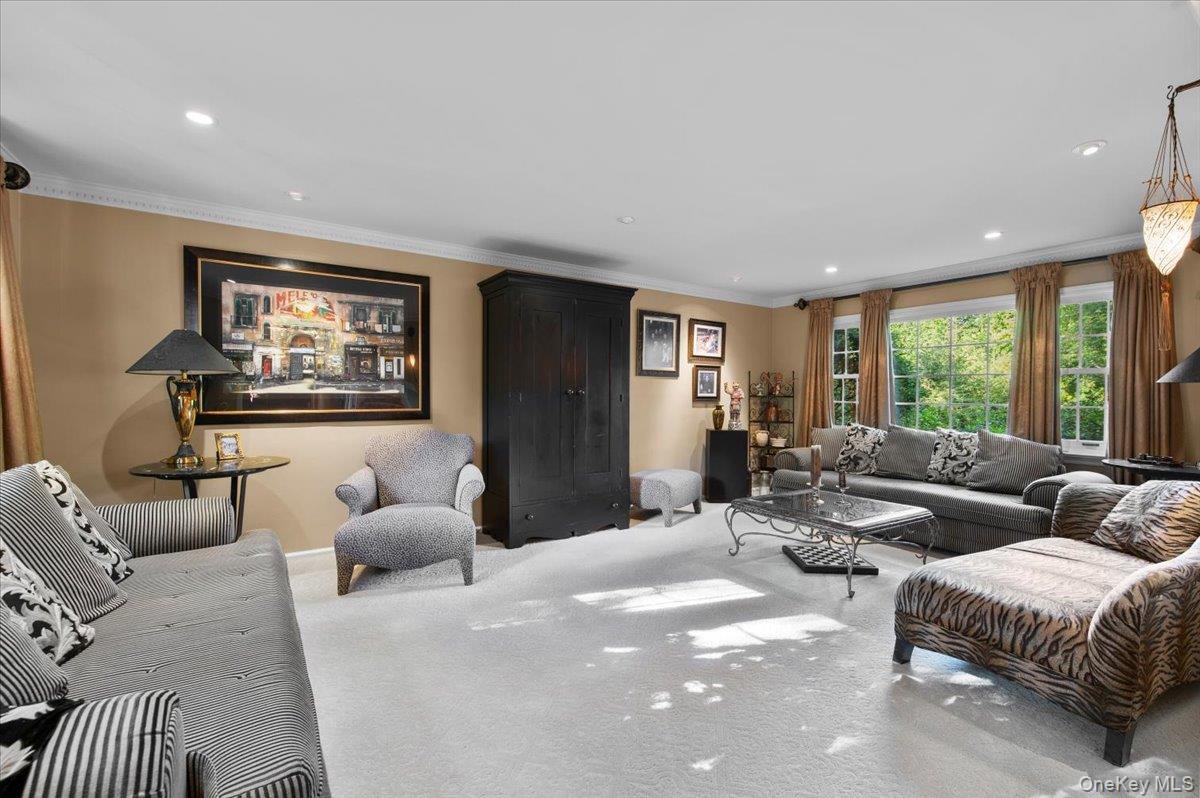96 Plainview Road – For Sale photo 12