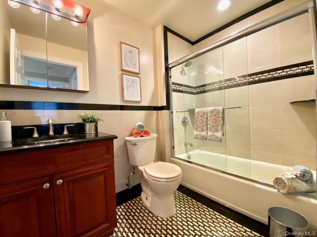 405 Vista View Drive, Unit 405 photo 10