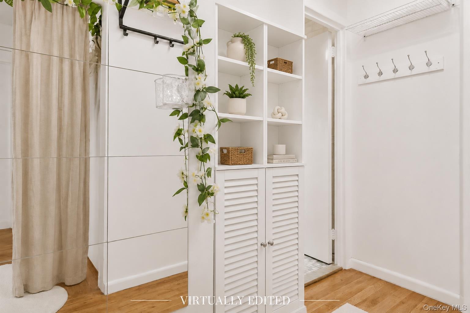72-61 113th Forest Hills Street, Unit 5B photo 6