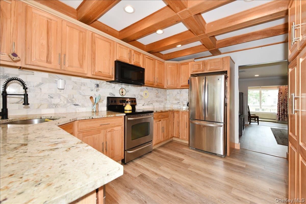 3 School Street – For Sale photo 13