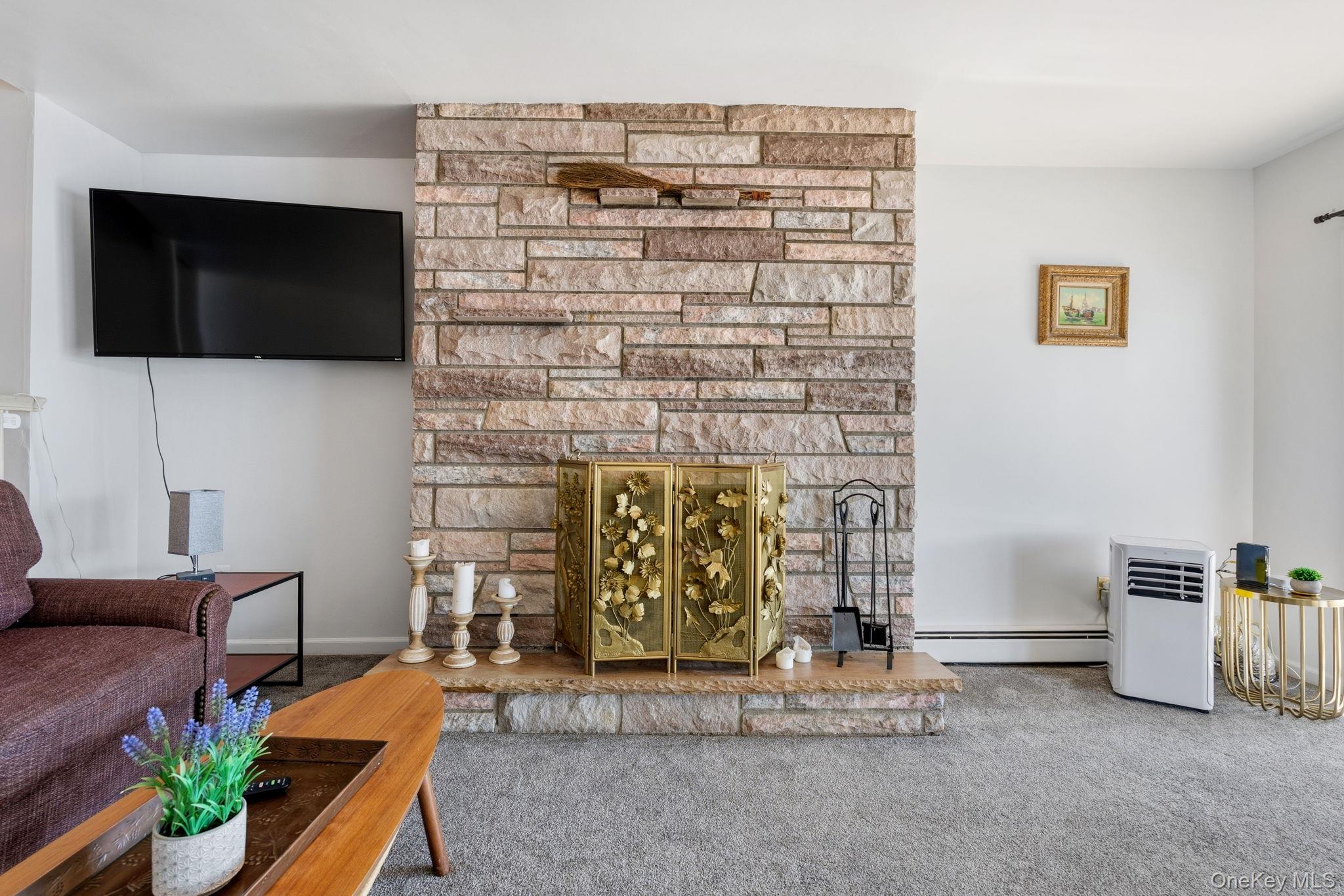 194 Jersey Avenue, Unit E photo 13