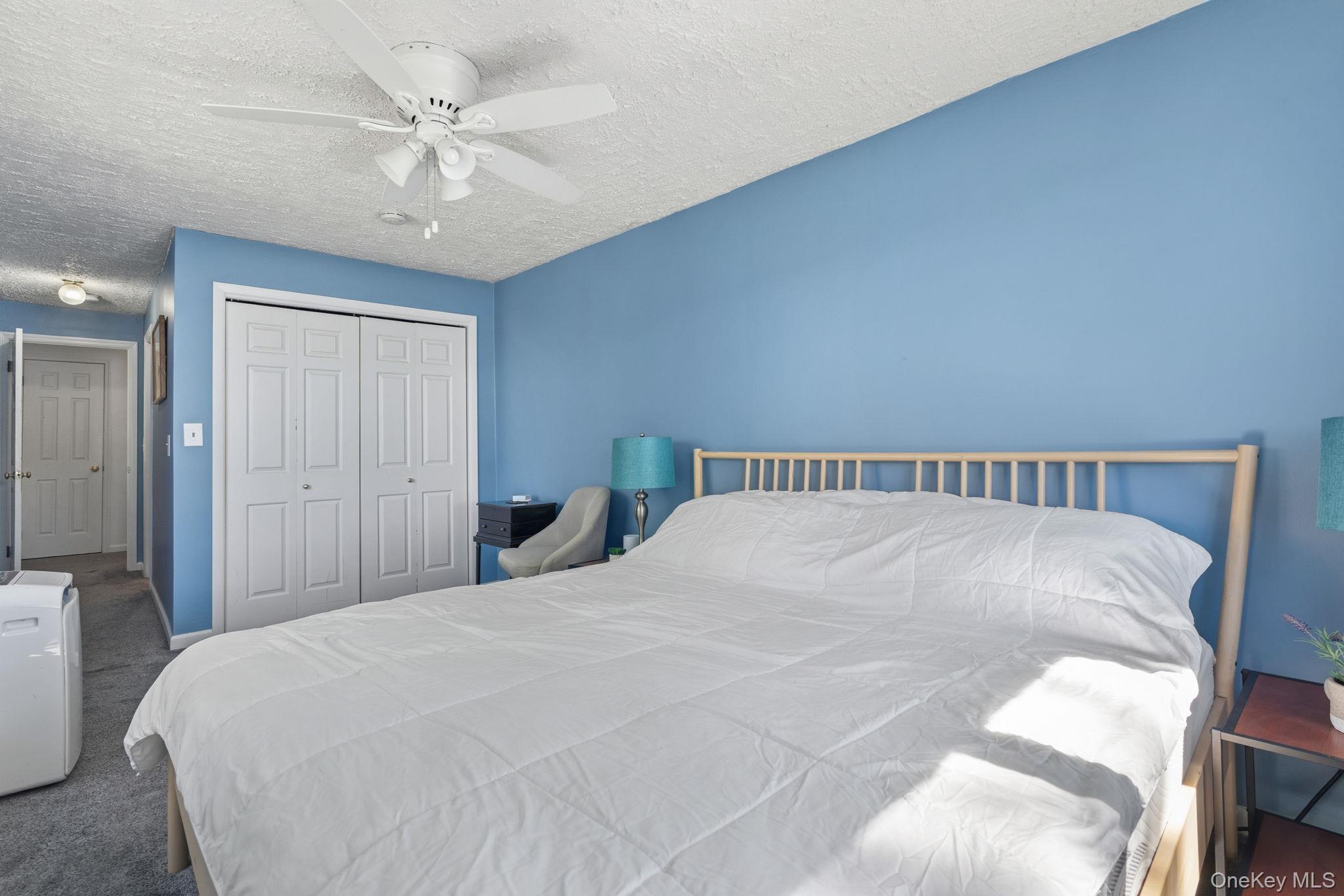 194 Jersey Avenue, Unit E photo 16