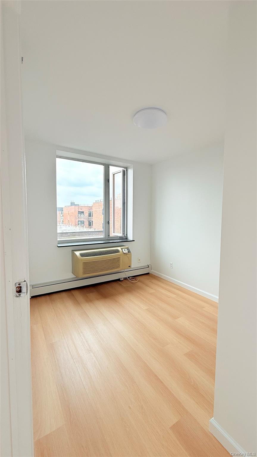 38-34 Parsons Boulevard, Unit PH-D photo 3