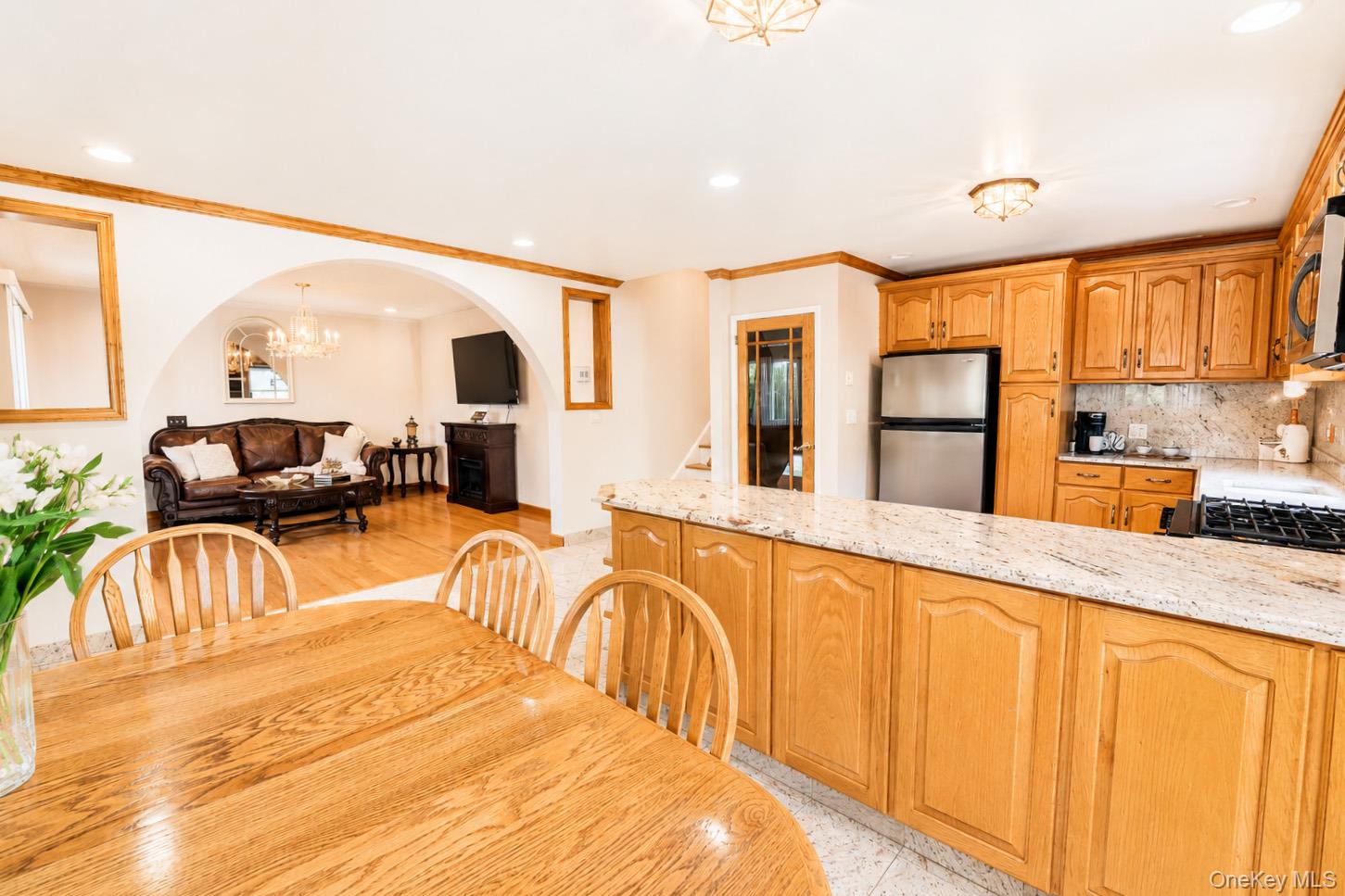 688 Pleasantview Court – For Sale photo 12