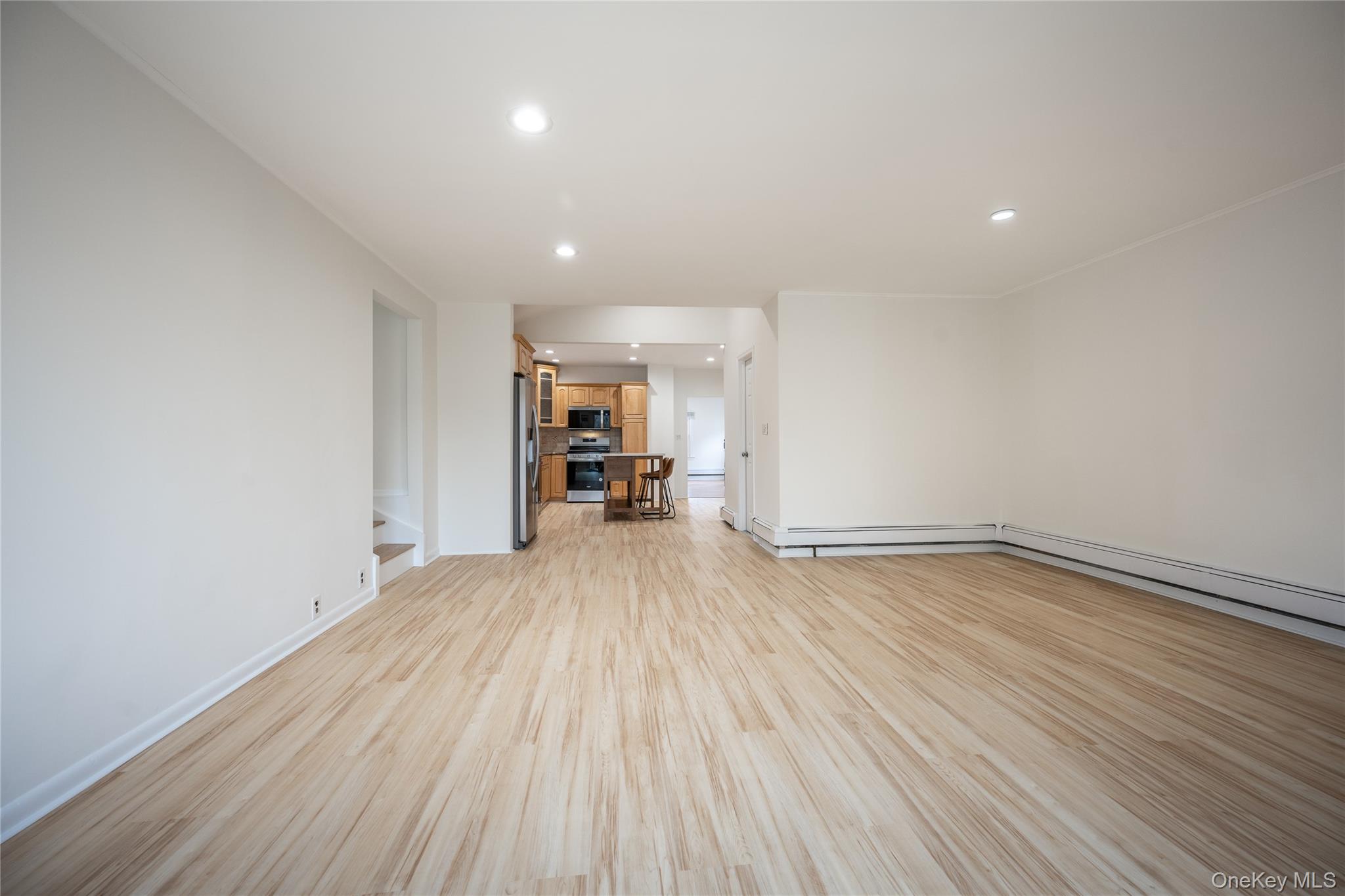 14 Deane Place – For Rent photo 19
