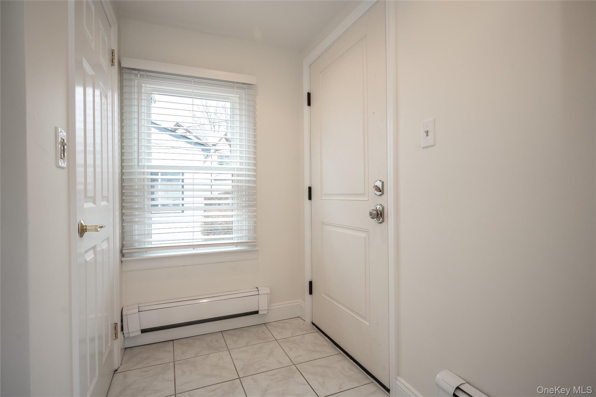 14 Deane Place – For Rent photo 4