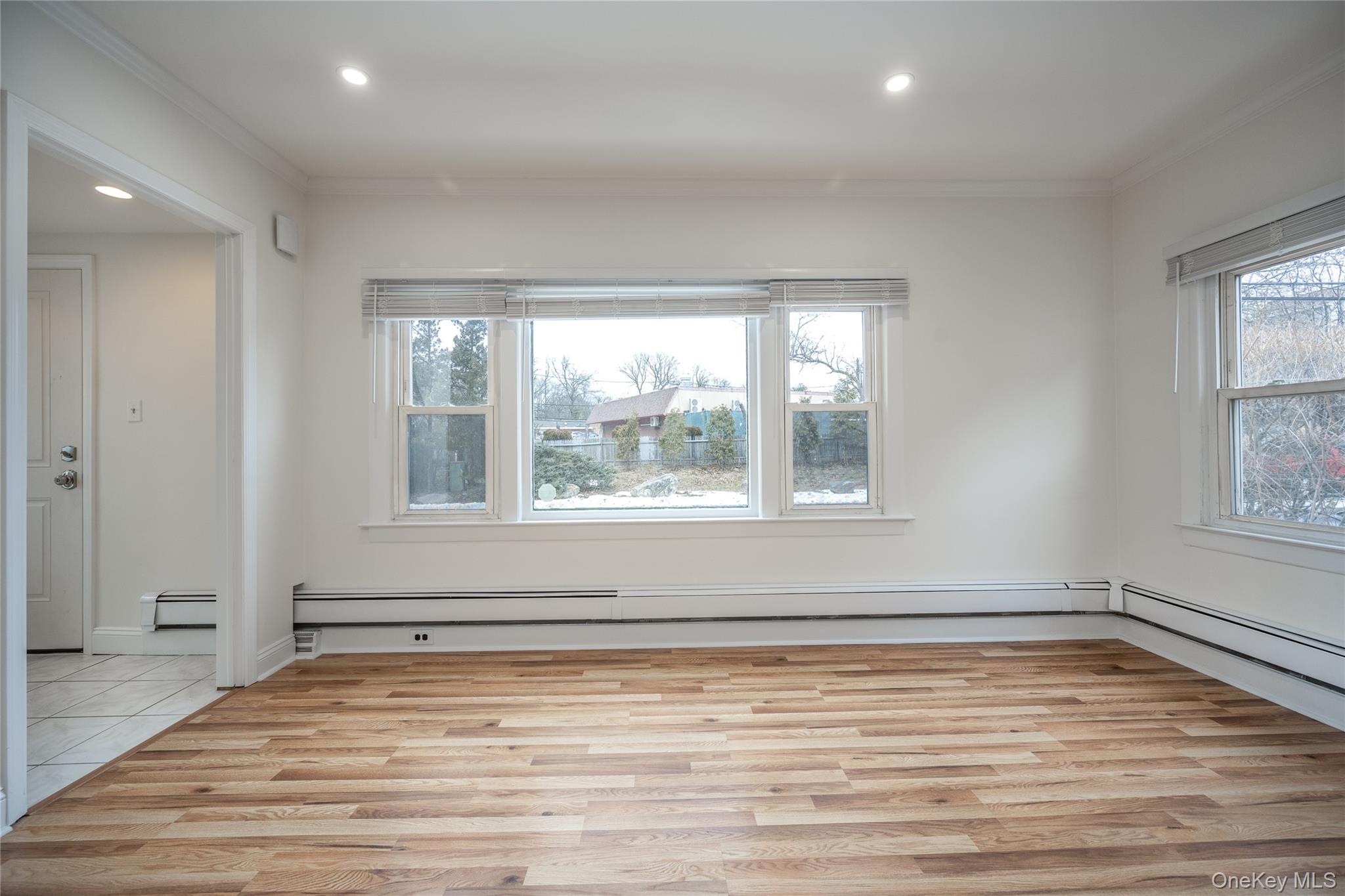 14 Deane Place – For Rent photo 9