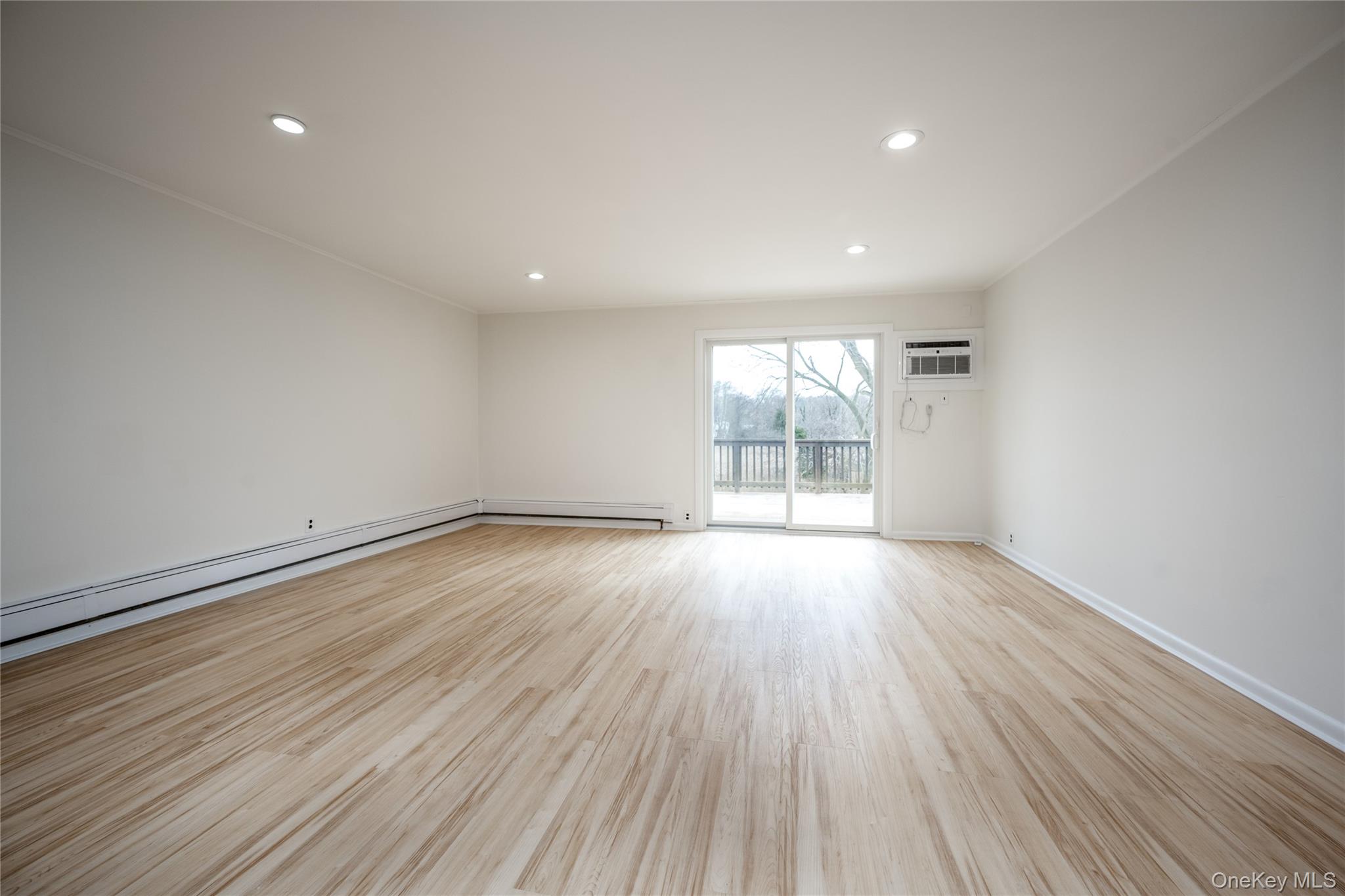 14 Deane Place – For Rent photo 18