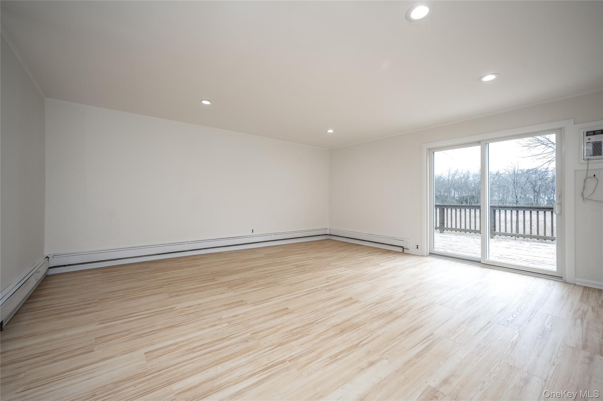 14 Deane Place – For Rent photo 16