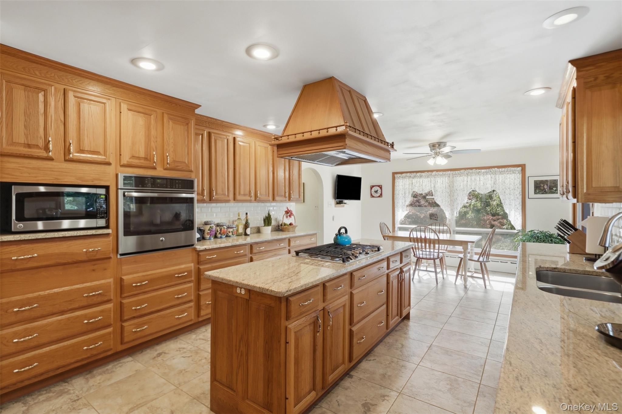 16 Buena Vista Point – For Sale photo 14